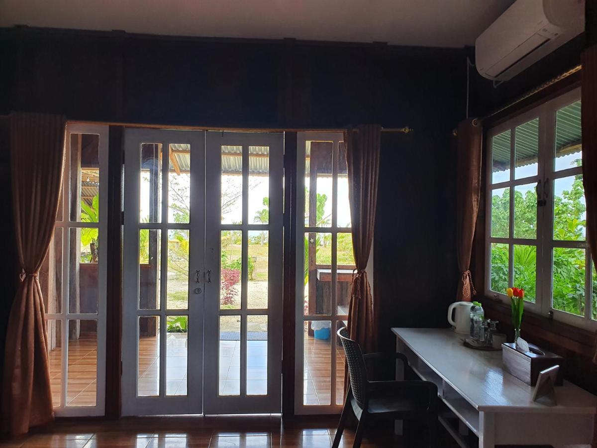Amban Beach House Manokwari Extérieur photo