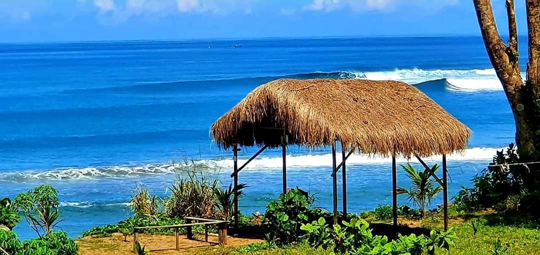 Amban Beach House Manokwari Extérieur photo